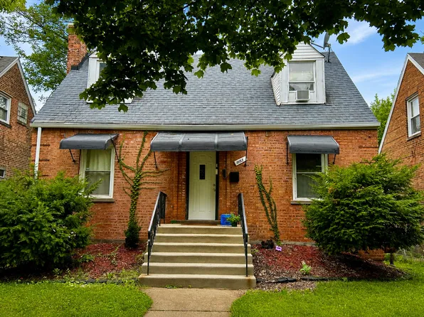 10152 S Bensley Ave, Chicago, IL 60617