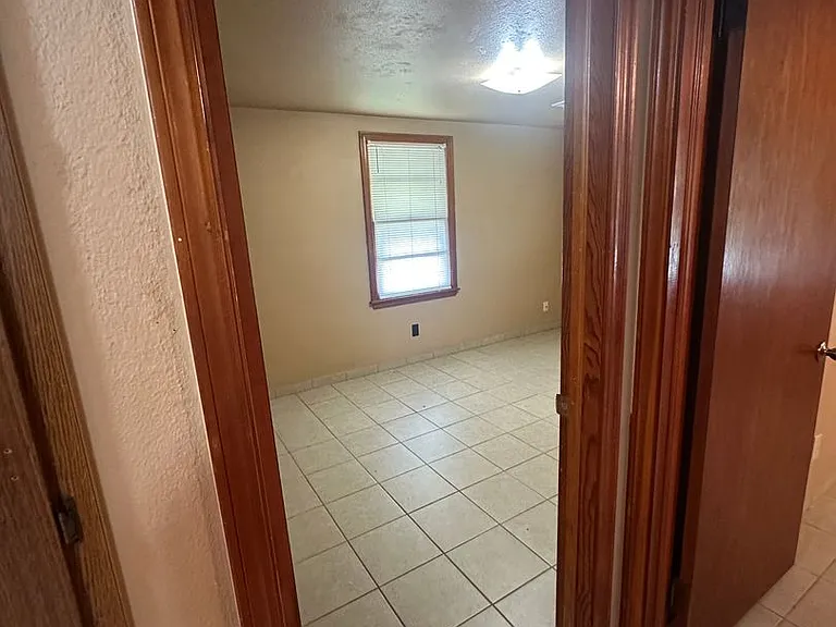 16881 Beau Kay Dr — Photo 29