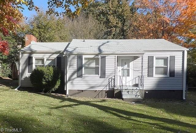 1st image of 2620 Shady Lawn Dr