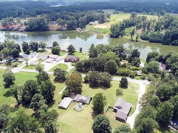 2nd image of 934 County Road 110