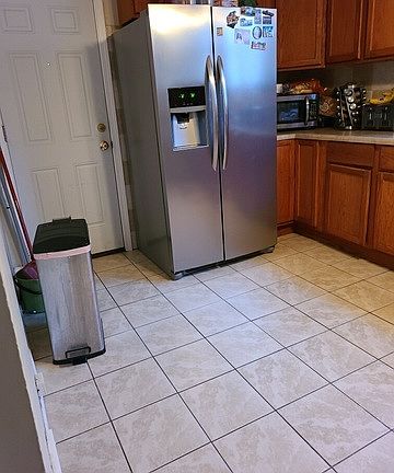 5th image of 9328 S Luella Ave