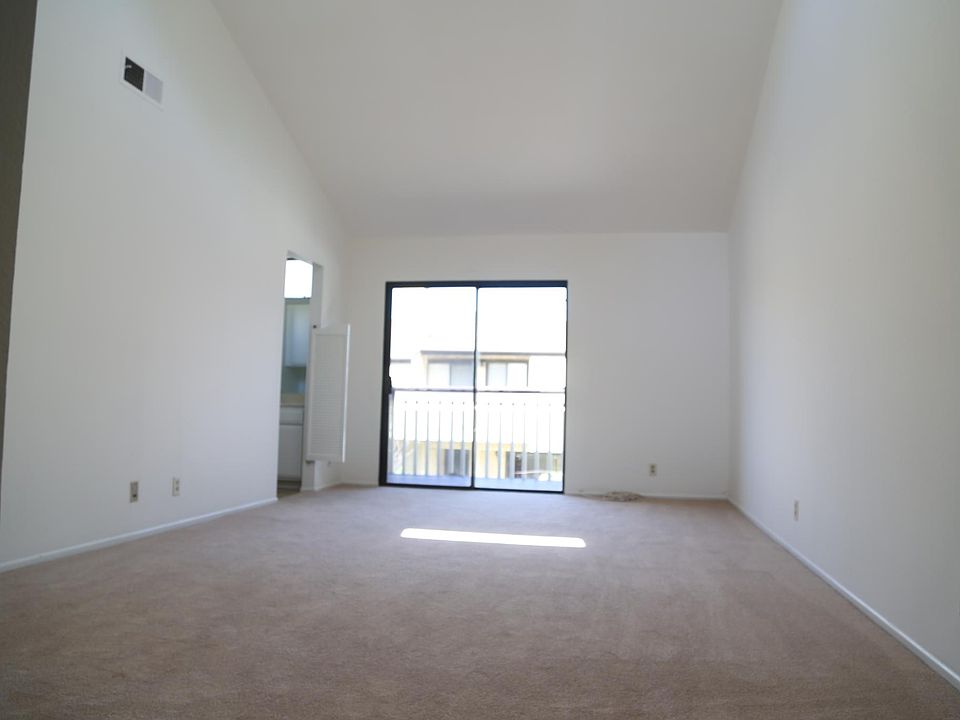 1st image of 6738 Encino Ave Unit 4