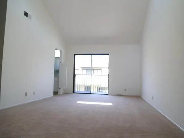6738 Encino Ave Unit 4, Van Nuys, CA 91406