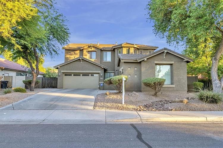 1st image of 2145 E Grand Canyon Dr