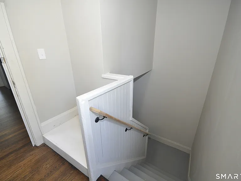 20 Mountain St — Photo 26
