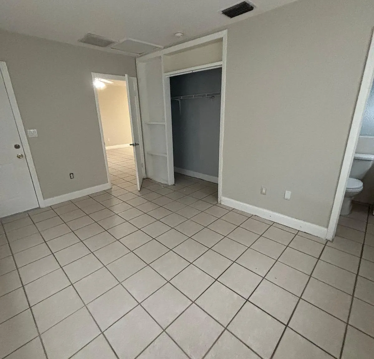 2 bed, $2,100 — Photo 4