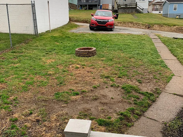 325 Spruce St — Photo 23