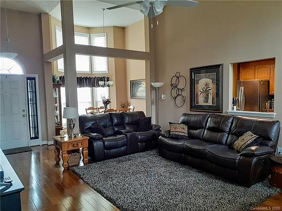 2nd image of 138 Kiskadee Dr