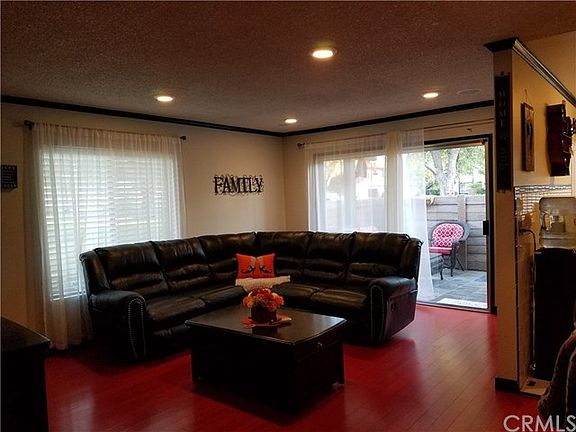 4th image of 1712 N Oak Knoll Dr APT A