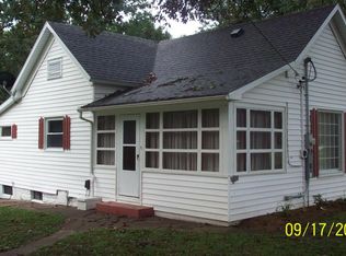 2290 Oak St, Mulkeytown, IL 62865