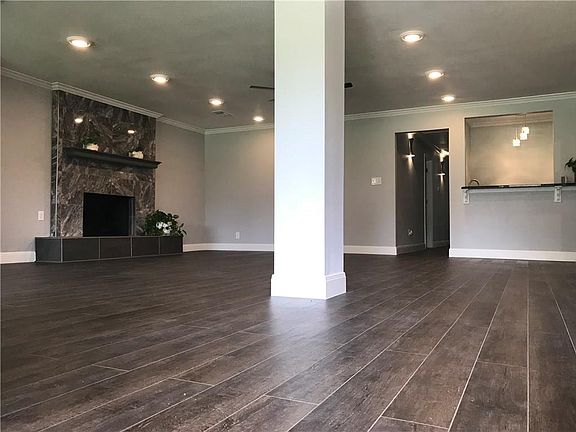 5th image of 2613 Rivercrest Dr