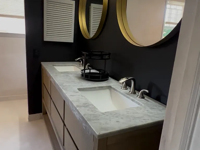 1326 Wingfield St — Photo 3