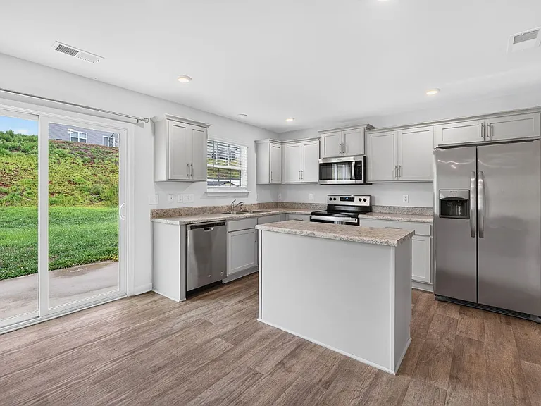 125 Saddlehorse Ln — Photo 14