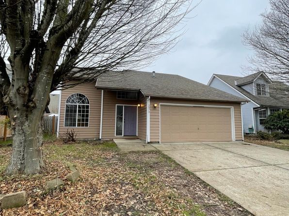 2473 Percheron Ct SE