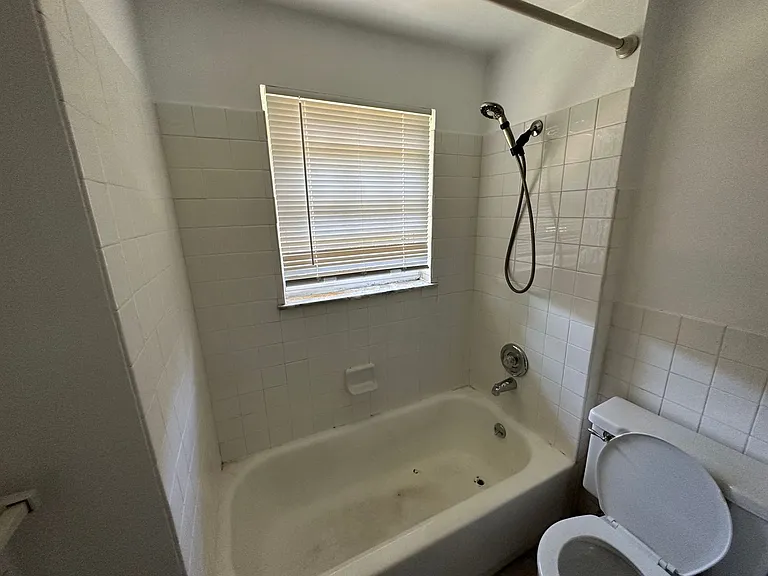 31624 N Marginal Dr #D — Photo 11