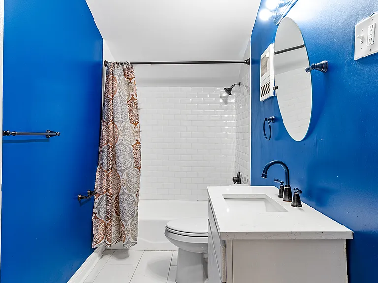 112 W Burnett Ave #1 — Photo 12