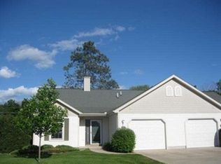 599 Meadowview Ln, Elk Rapids, MI 49629