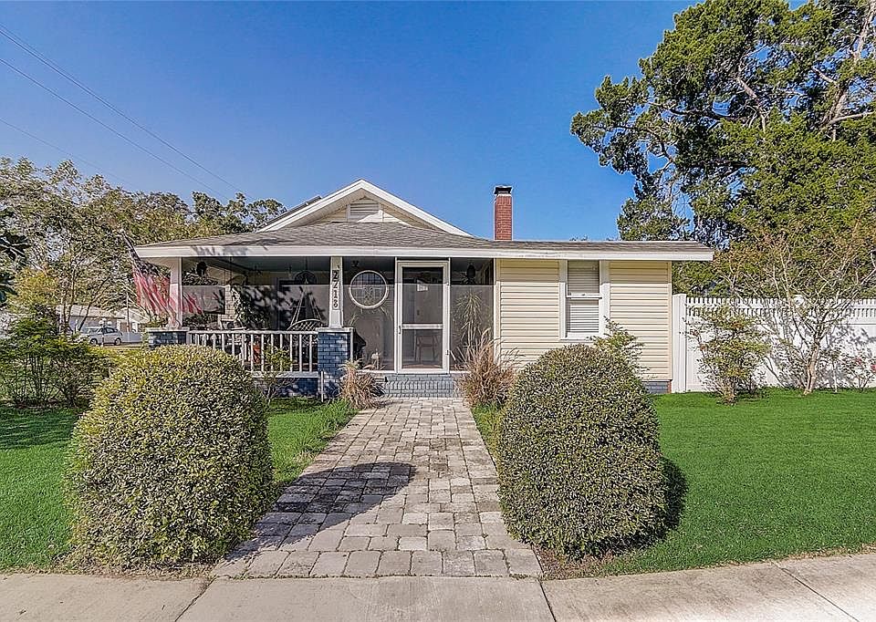 1st image of 2218 S PALMETTO AVENUE
