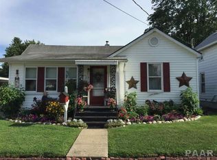 1022 E Locust St, Canton, IL 61520