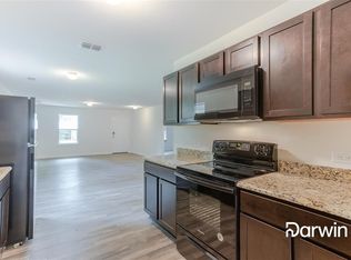 602 N Taylor St, Gainesville, TX 76240