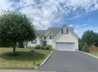 5 Don Bosco Ln, Stony Pt, NY 10980