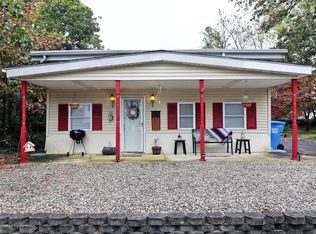 724 Lawrence Ave, Toms River, NJ