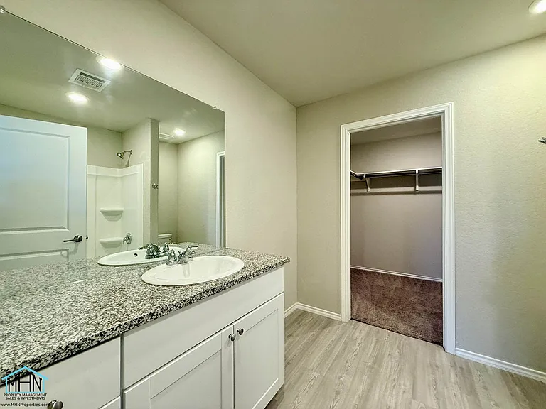 6610 Hibiscus Fls — Photo 12