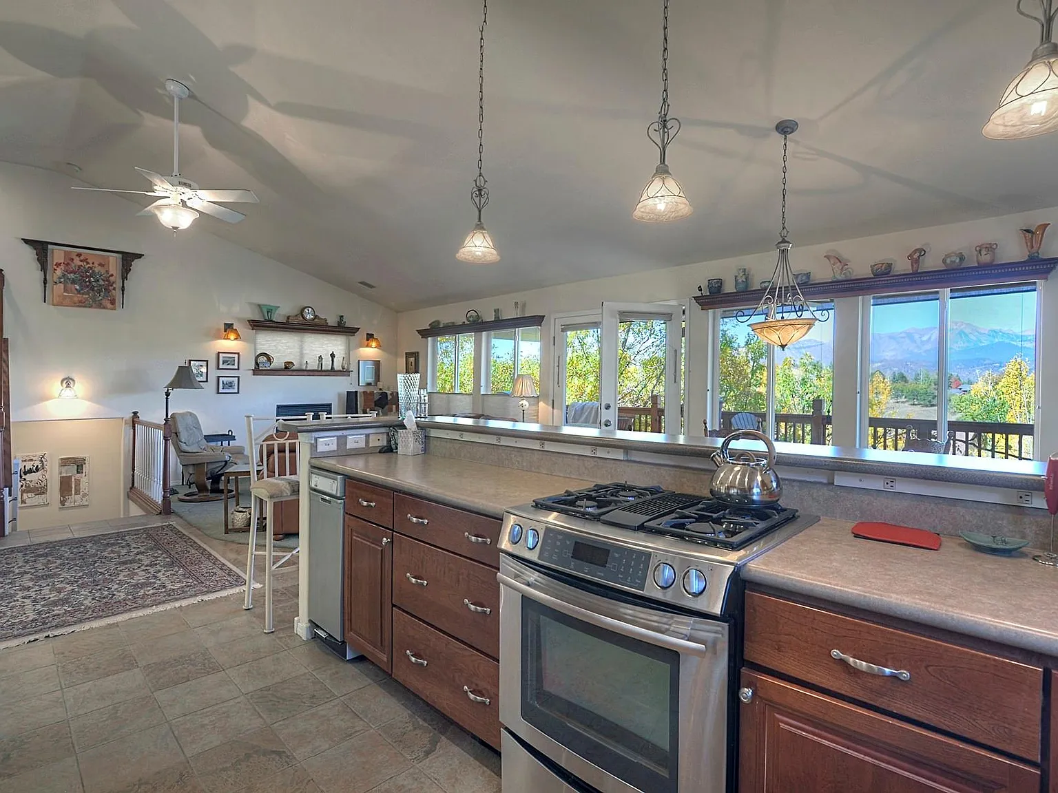 51 Ophir Dr — Photo 4