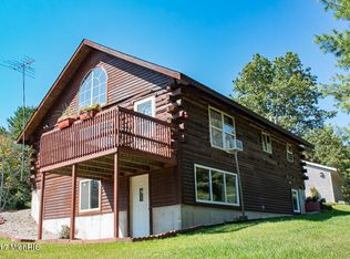 11298 Locust Ave, Paris, MI 49338