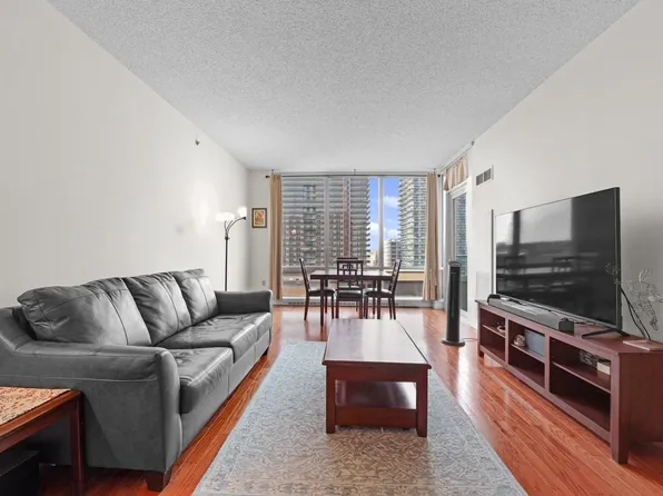 1 Shore Lane image 2 of 31