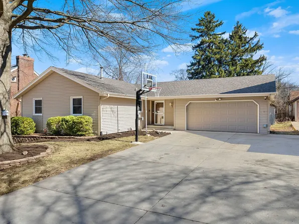 (undisclosed Address), Rockford, IL 61107