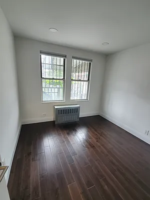 Rented by Compass | media 7