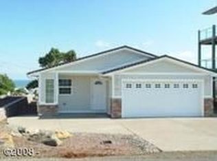 1011 SW 8th St, Lincoln City, OR 97367