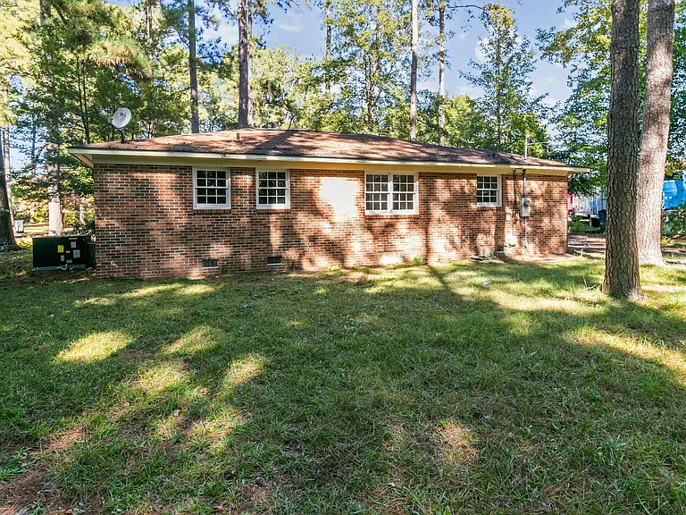 7505 Crown Ave — Photo 21