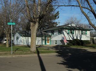 3213 S Carter Pl, Sioux Falls, SD 57105