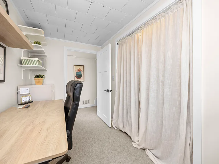 38027 Mallast St — Photo 24