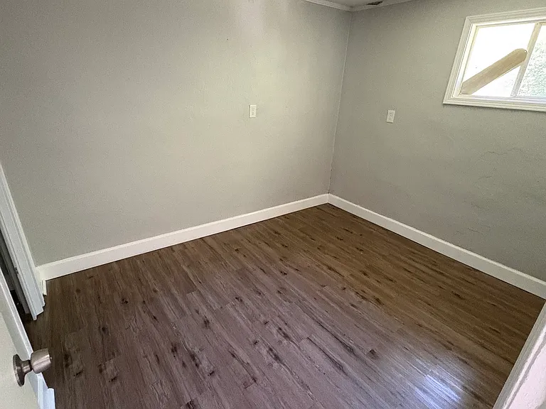 815 Eastside Dr #A — Photo 7