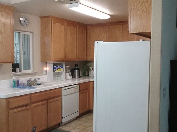3rd image of 1905 Ninfatino St