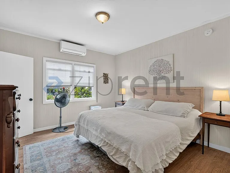 2039 Montecito Ave — Photo 29