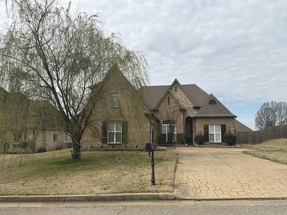 1st image of 40 Burton Place Dr