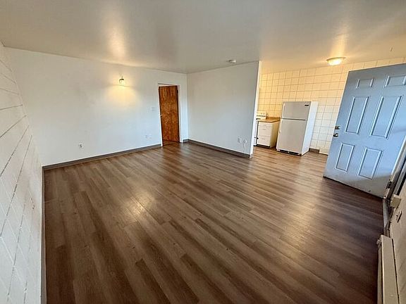 3rd image of 509 S Bryan Ave APT 11