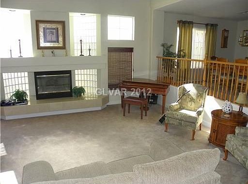 5th image of 3960 Royal Scots Ave