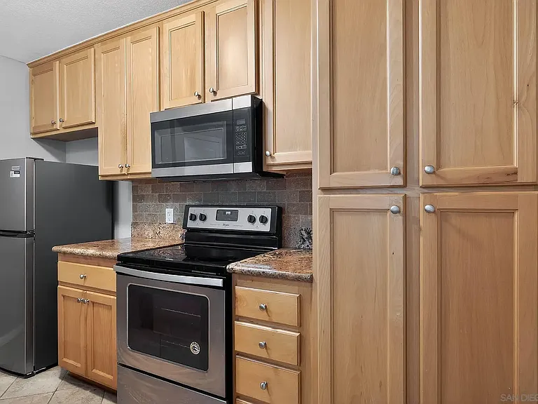 9860 Dale Ave #B9 — Photo 5