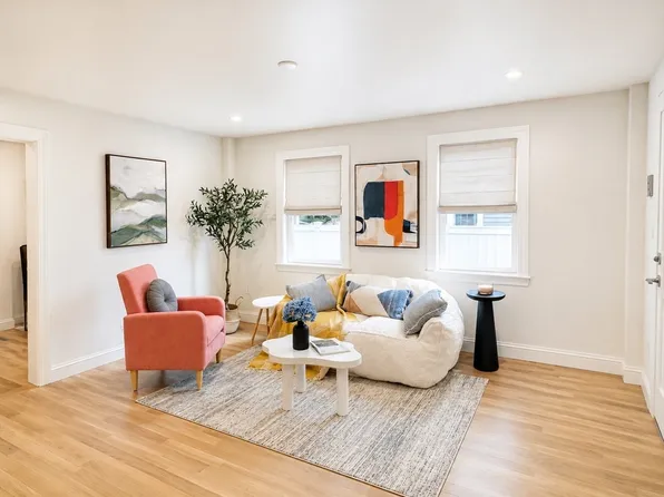 85 School St #1, Boston, MA 02129