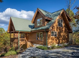 1143 Grandview Peaks Dr, Nebo, NC 28761