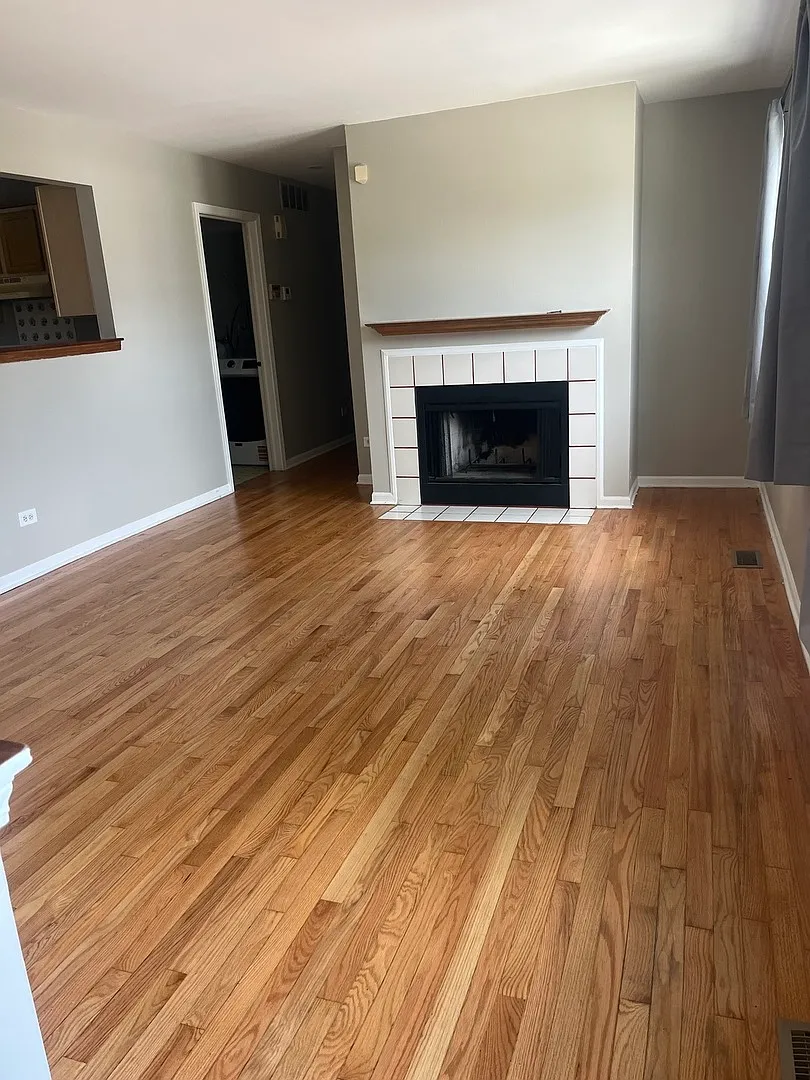 2 bed, 1200 sqft, $1,750 — Photo 3
