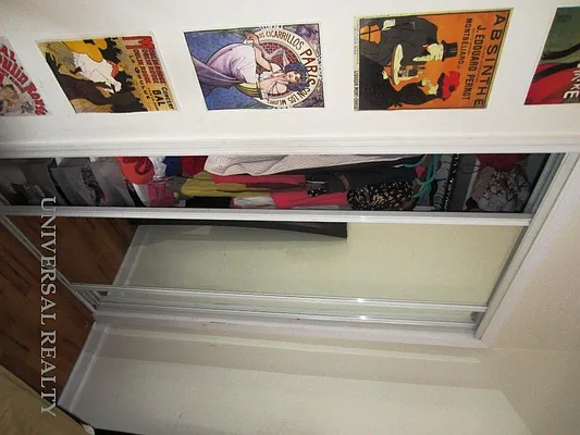 Rented by Universal Realty Group | media 8