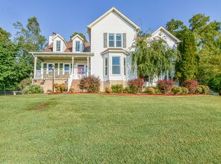333 Bayberry Dr, Kingsport, TN 37663