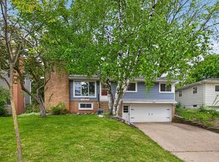 548 22nd St NE, Rochester, MN 55906