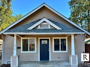 1014 W 11th St, Medford, OR